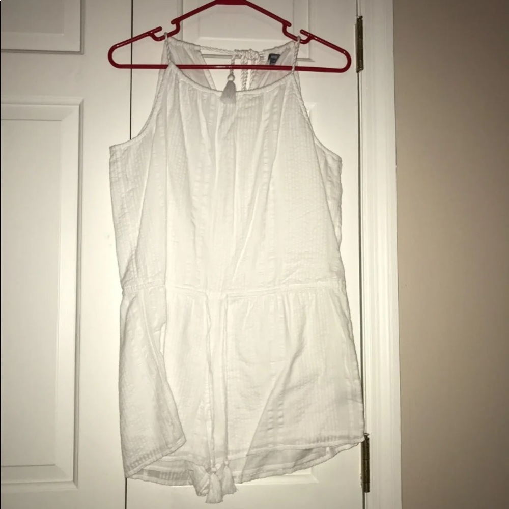 AERIE WHITE ROMPER